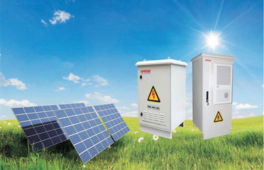 Inverseur solaire extérieur de puissance d'IP55 UPS/inverseur pur d'onde sinusoïdale