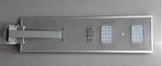 panneau de 60W picovolte et utilisation actionnée solaire solaire de réverbère des batteries au lithium de 12V 30AH 40W