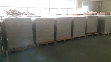 1640 x 992 panneaux solaires bon marché rocailleux, panneaux solaires d'une catégorie domestique de 250 watts