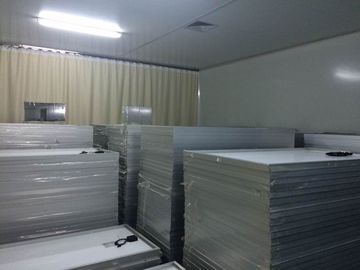 Actions polycristallines bon marché d'énergie solaire de panneaux solaires de la preuve 250 W de grêle